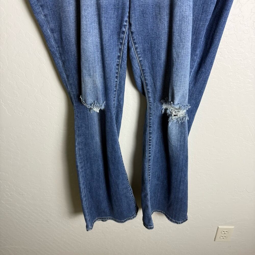 Judy Blue Mid Rise Pocket Tooling Knee Destroy Bootcut Jeans 22W JB82264MD-PL - Picture 4 of 16